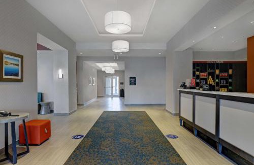 Belleville Hotel | Hampton Inn & Suites Belleville