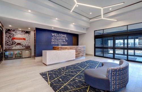 Burlington Hotel | Hampton Inn & Suites Burlington, Ontario, Canada