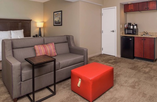 Arrowood Hotel | Hampton Inn & Suites Charlotte-Arrowood Rd.