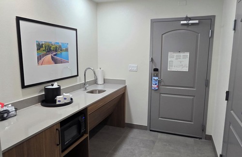 Deer Park Hotel | Hampton Inn & Suites Chicago Deer Park