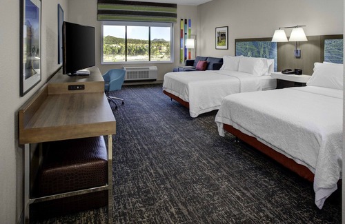 Flagstaff Hotel | Hampton Inn & Suites Flagstaff East