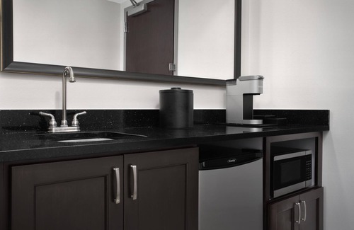 Tupelo Hotel | Hampton Inn & Suites Tupelo/Barnes Crossing