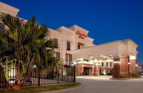 Victoria Hotel | Hampton Inn Victoria