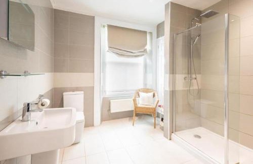 St Bees Apartment | Hampton Manor House - 9 Bedrooms