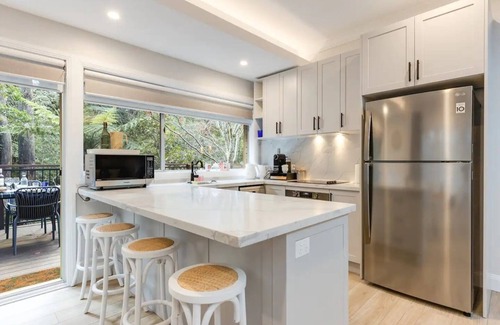 Leura Cottage | Hamptons style "Mountain Grove" 3 bedroom Cottage