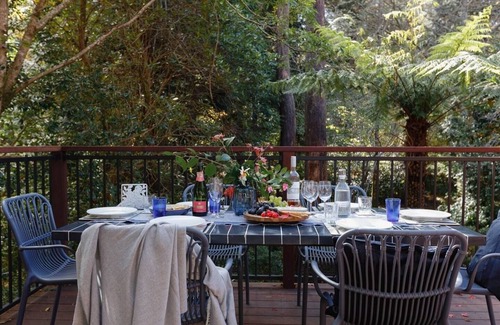 Leura Cottage | Hamptons style "Mountain Grove" 3 bedroom Cottage