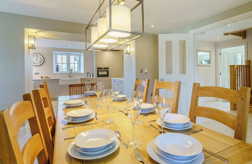Glandwr Cottage | Hand chosen for its superb finish throughout, hot tub and central location.