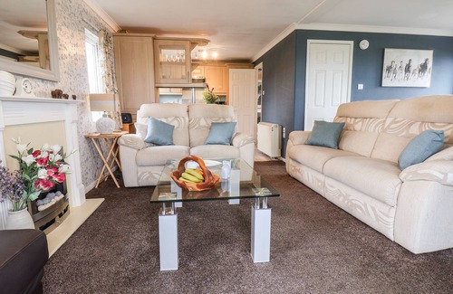 Saltburn-by-the-Sea Cottage | Handale Banks Farm Lodge