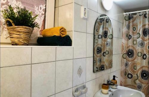 Tarjan Apartment | Hangulatos tetőtéri lakás