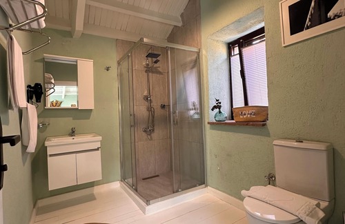 Ayvalik City Center House | Hanole Macaron Guest House
