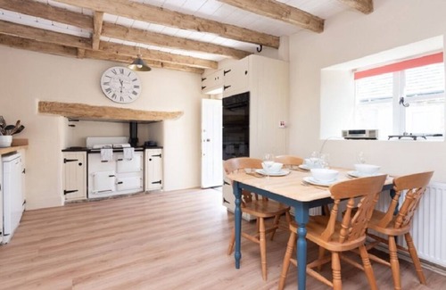 Dartmouth Cottage | Hansel Cottage - dog friendly, character property close to beach, stunning views