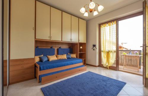 Riva di Solto Apartment | Happy Guest Apartments - Lake Panorama & Pool