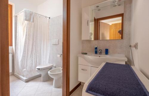Riva di Solto Apartment | Happy Guest Apartments - Lake Panorama & Pool