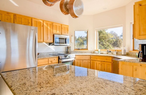 Cortez House | Happy Hiker's Hot Tub Haven, Family and Pet Friendly Home in the Mesas