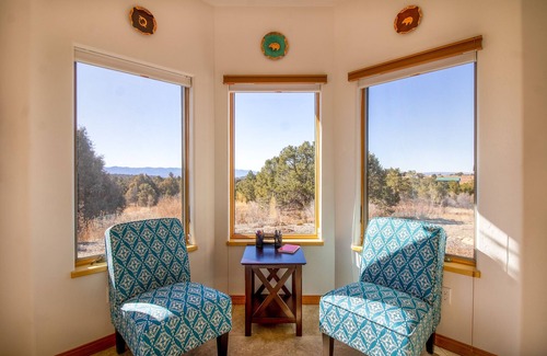 Cortez House | Happy Hiker's Hot Tub Haven, Family and Pet Friendly Home in the Mesas