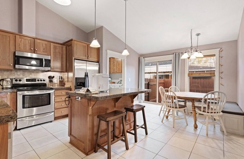Baker City House | Happy House, Cozy! 3 Brdm, 2 Bath Home, Local Golfing 50% Off