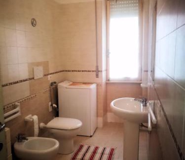 Quartiere XXXIV Lido di Ostia Levante House | Happy house Mare di Roma