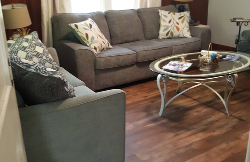Driftwood House | !HAPPY OURS BAY COTTAGE!