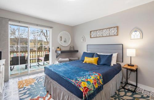 Table Rock House | Happy Place Hideaway - Walk to Taneycomo