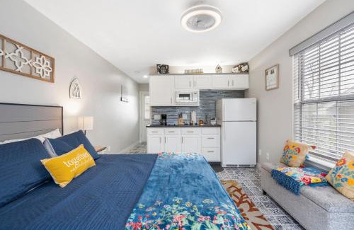 Table Rock House | Happy Place Hideaway - Walk to Taneycomo