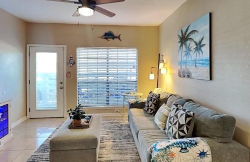 Galveston Apartment | Harbor East Condominiums 414D