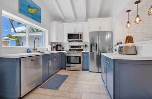 Marathon House | Harbor Hideaway - 3bed,2bath,50' dock, heated pool, tiki with all the amenities.
