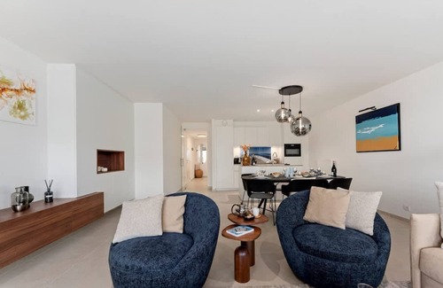 Ostend City Centre Apartment | Harbour Feeling-luxury apartment at Ostend marina