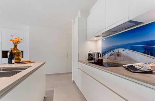 Ostend City Centre Apartment | Harbour Feeling-luxury apartment at Ostend marina