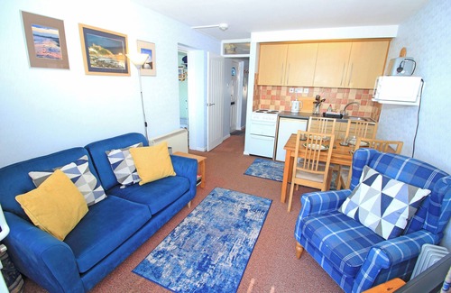 Porthmadog Cottage | HARBOUR FLAT - 12E SOUTH SNOWDON WHARF, family friendly in Porthmadog