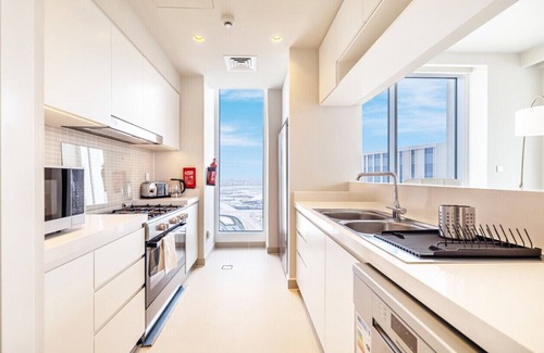 Dubai Apartment | Harbour Gate T1, 3301 | 3BD+M