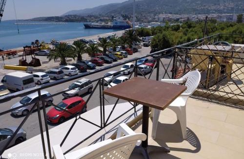 Lesvos Apartment | Harbour Loft