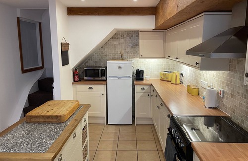Mevagissey Cottage | Harbour Reach, central Mevagissey, sleeps 6
