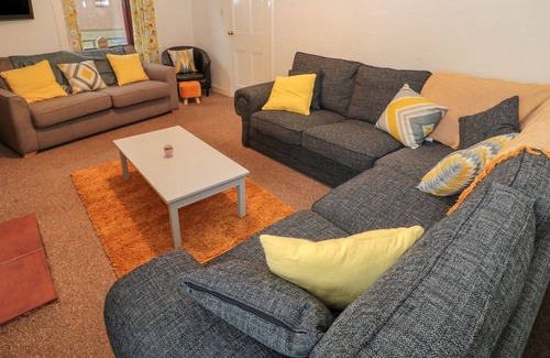 Eyemouth House | HARBOUR RETREAT, pet friendly, character holiday cottage in Eyemouth