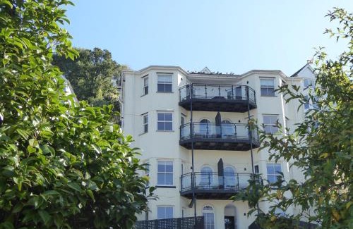 Looe Apartment | Harbour View Apartment