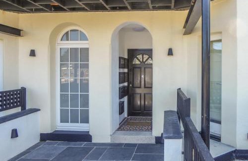 Looe Apartment | Harbour View Apartment