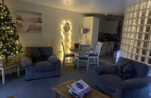 Donaghadee Apartment | Harbour View luxury comfortable Holiday Apartment