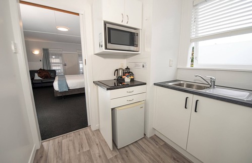 Tauranga Hotel | Harbour View Motel and Water Front Apartments