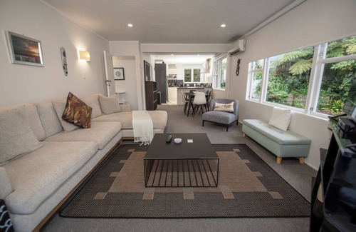 Tauranga Hotel | Harbour View Motel and Water Front Apartments