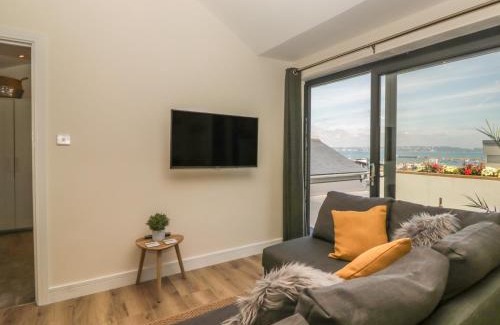 Brixham House | Harbour View Retreat