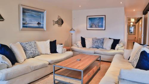 Mevagissey Apartment | Harbourside Apartment