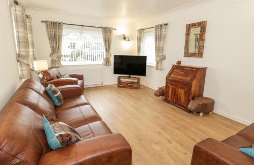 Tyn-y-Gongl House | Hardy Cottage