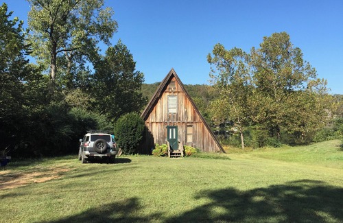 Hardy Cabin | Hardy Lakefront Aframe Cabin + Kayaks