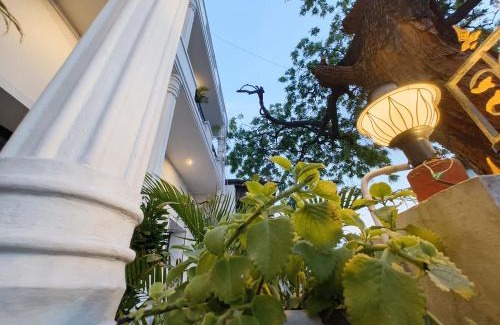 Rameshwaram Hotel | Hare Rama Hare Krishna - EESHA Hotel