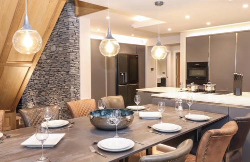 Bowness-on-Windermere House | HARE'S BREATH, pet friendly, with open fire in Bowness-On-Windermere