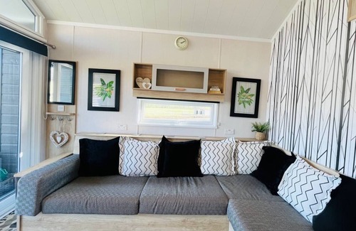 Rhayader Cabin | Hares Rest - a cabin that sleeps 6 guests in 1 bedroom