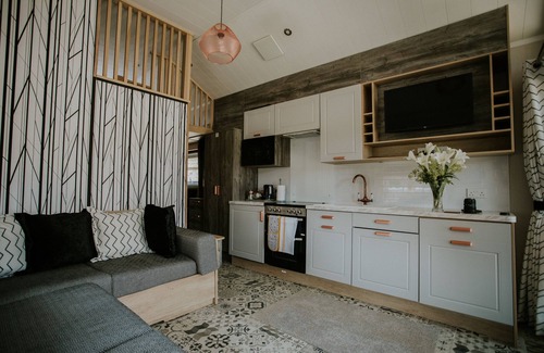 Rhayader Cabin | Hares Rest - a cabin that sleeps 6 guests in 1 bedroom