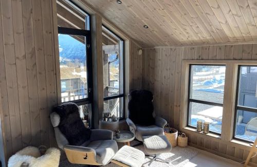 Hornindal House | Harevadet 217