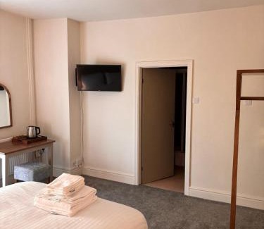 Aberystwyth Hotel | Harley's
