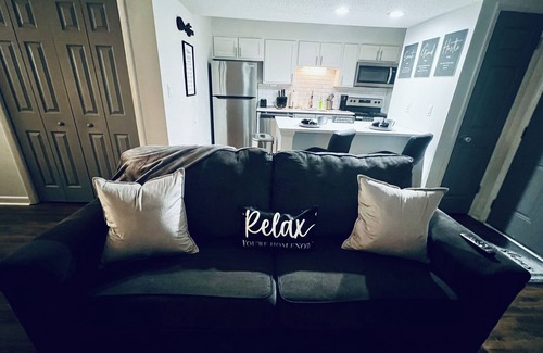 Huntsville Apartment | Harmonious Character & Comfort