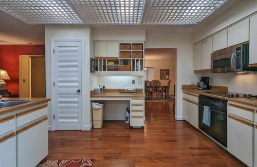 Lake Junaluska House | Harmony Hill Spacious Home with HotTub lake views| Pool Table